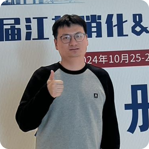 朱峰毅医生照片