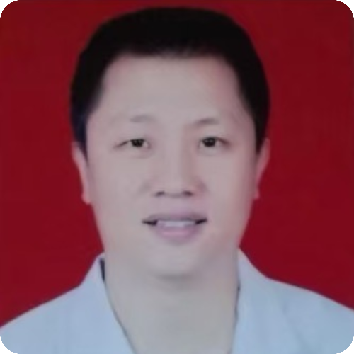 邓飞龙医生头像照片
