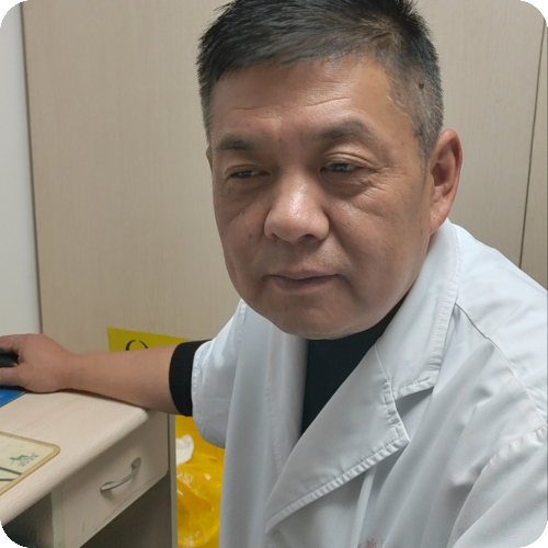 王巍医生头像照片