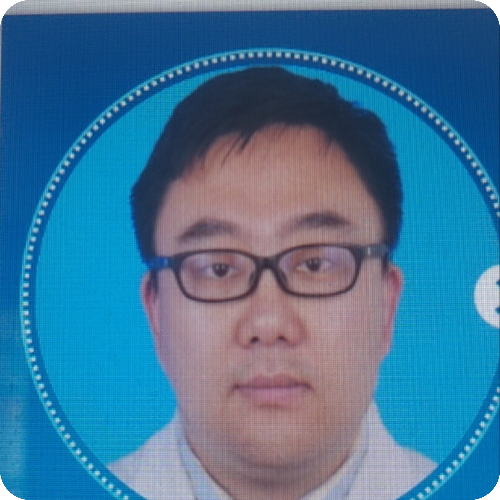 杨戈医生头像照片
