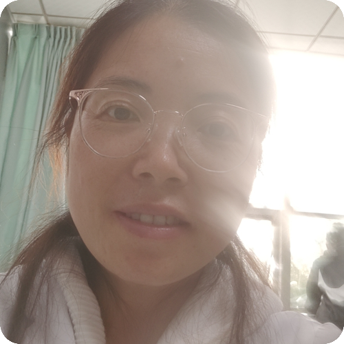 叶志琼医生头像照片