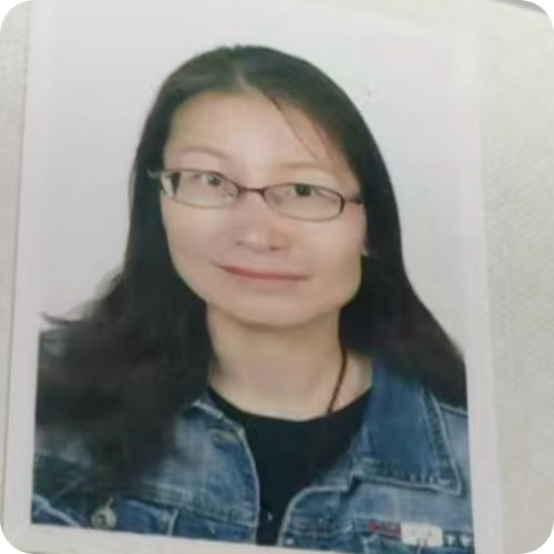钟连英医生头像照片