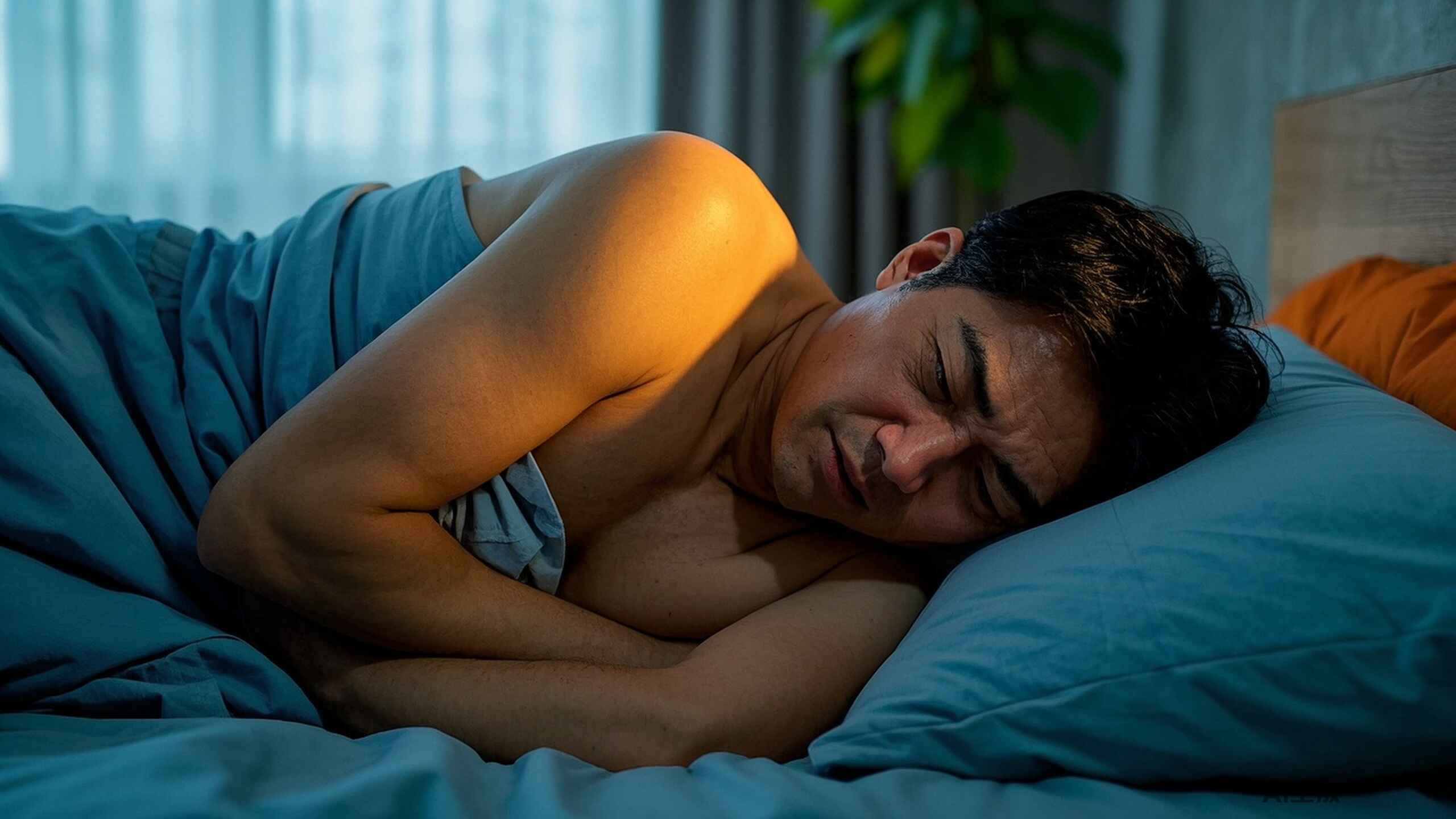 科普，晨曦中的晨僵：强直性脊柱炎的早期症状解析封面图